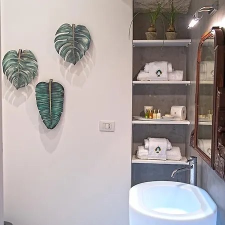 Palazzo Scotto - Widespread Collection